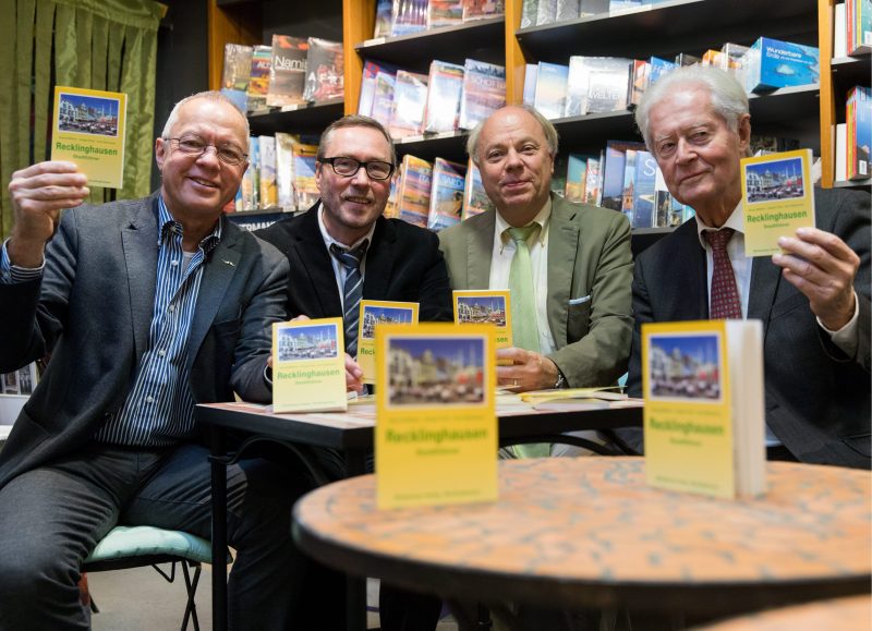Foto Präsentation 2017 10 18 Stadtführer Buchpräsentation Stadtführer